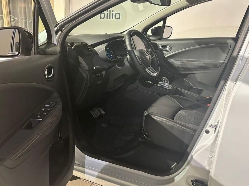Begagnad Renault Zoe Iconic 100 kW (137 HK) 2022 Vit Halvkombi