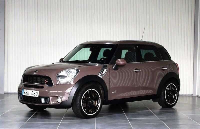 Brun Begagnad 2011 Mini Cooper S Countryman Chili SUV | 149 000 kr (Marknadspris) - Bild 1/4