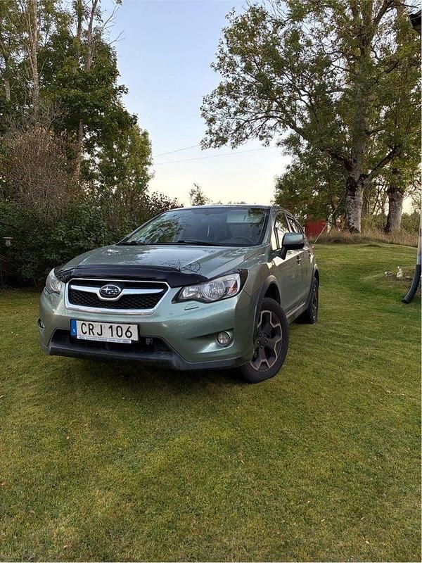 Grön Begagnad 2014 Subaru XV SUV | 52 000 kr (Marknadspris) - Bild 1/2