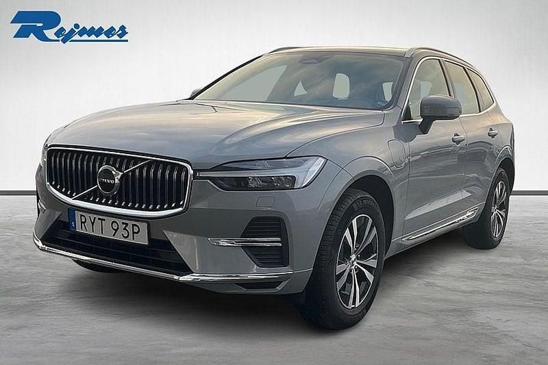 Grå Begagnad 2024 Volvo XC60 Core SUV | 469 900 kr (Superpris) - Bild 1/4