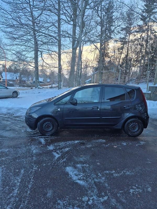 Begagnad 2008 Mitsubishi Colt Halvkombi | 15 000 kr (Marknadspris) - Bild 1/4