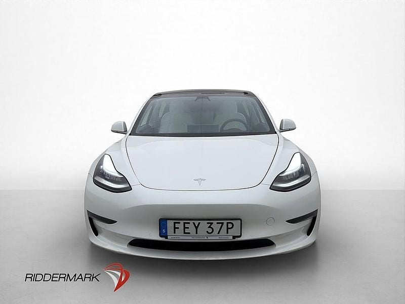 Begagnad Tesla Model 3 Long Range AWD 366 kW (498 HK) 2020 Vit Sedan
