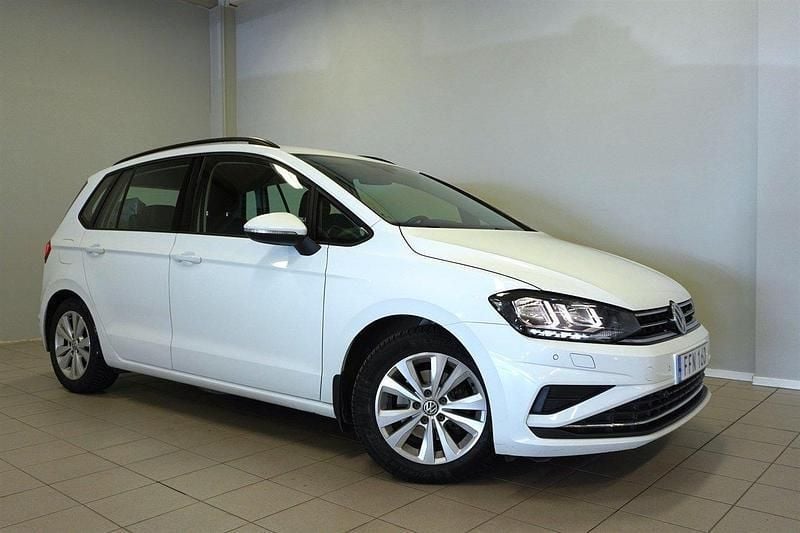Vit Begagnad 2020 VW Golf VII Halvkombi | 114 900 kr (Bra pris) - Bild 1/4