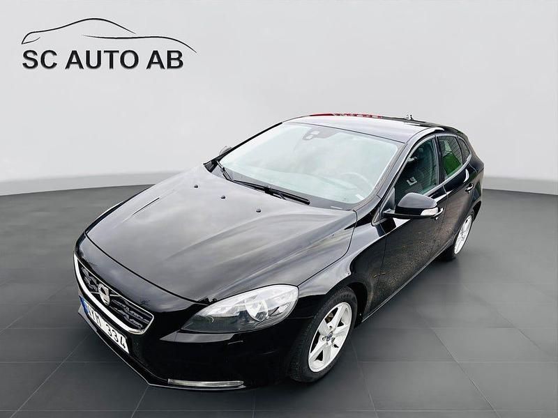 Svart Begagnad 2014 Volvo V40 Kinetic Kombi | 92 000 kr (Bra pris) - Bild 1/4