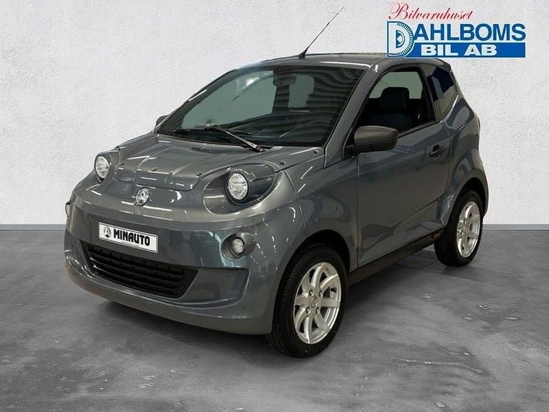 Titanium grey Ny 2025 Aixam Minauto Halvkombi | 184 900 kr - Bild 1/4
