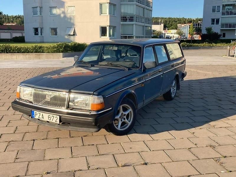 Begagnad 1993 Volvo 240 Kombi | 12 000 kr - Bild 1/4