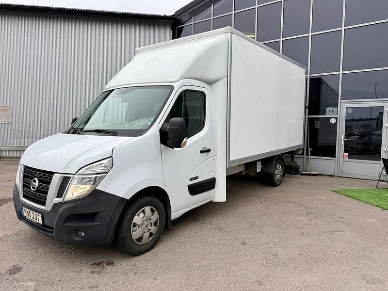 Vit Begagnad 2014 Nissan NV400 Van | 109 900 kr (Dyr) - Bild 1/4