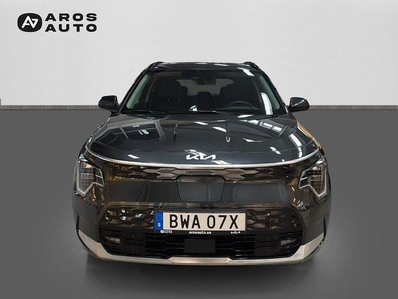 Begagnad Kia e-Niro Advance 150 kW (204 HK) 2022 Grå SUV