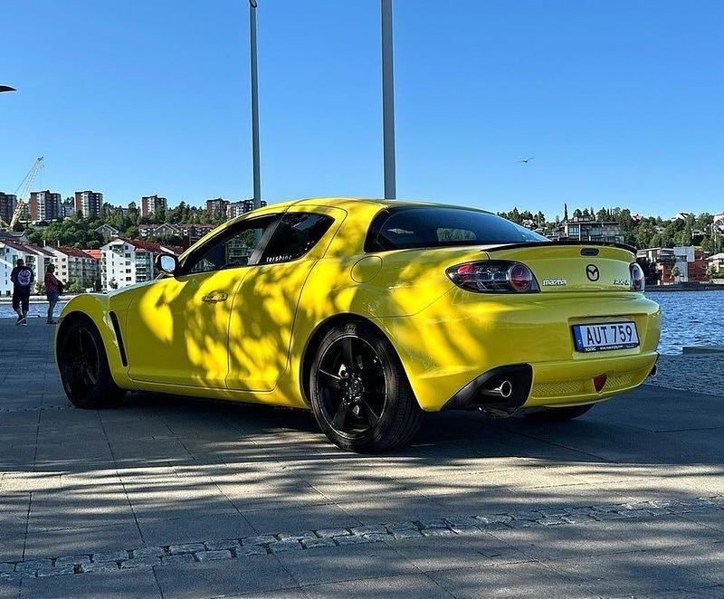 Begagnad Mazda RX8 192 HK (141 kW) 2004 Gul Halvkombi