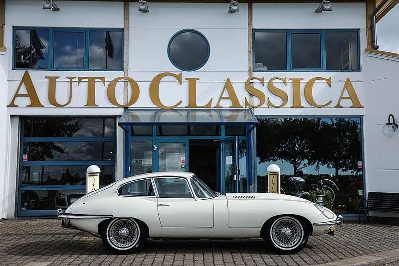 Vit Begagnad 1971 Jaguar E-Type Sportkupé | 539 000 kr - Bild 1/4