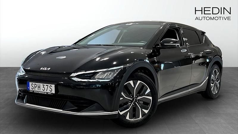 Svart (black) Begagnad 2022 Kia EV6 SUV | 389 900 kr - Bild 1/4