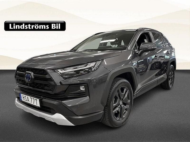 Mörkgrå Begagnad 2024 Toyota RAV4 Hybrid SUV | 489 000 kr (Lite dyr) - Bild 1/3