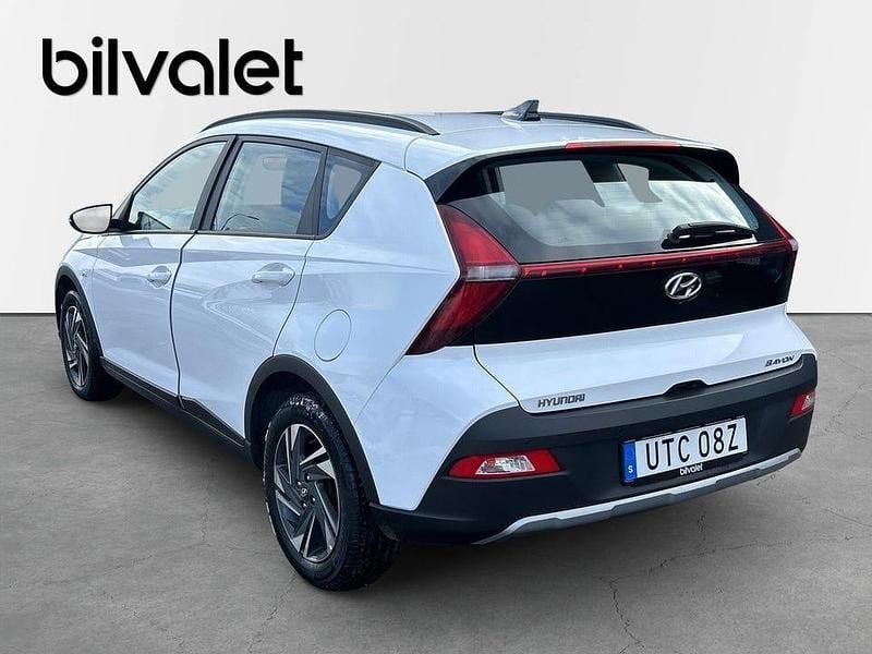 Begagnad Hyundai Bayon Essential 101 HK (74 kW) 2022 Vit SUV