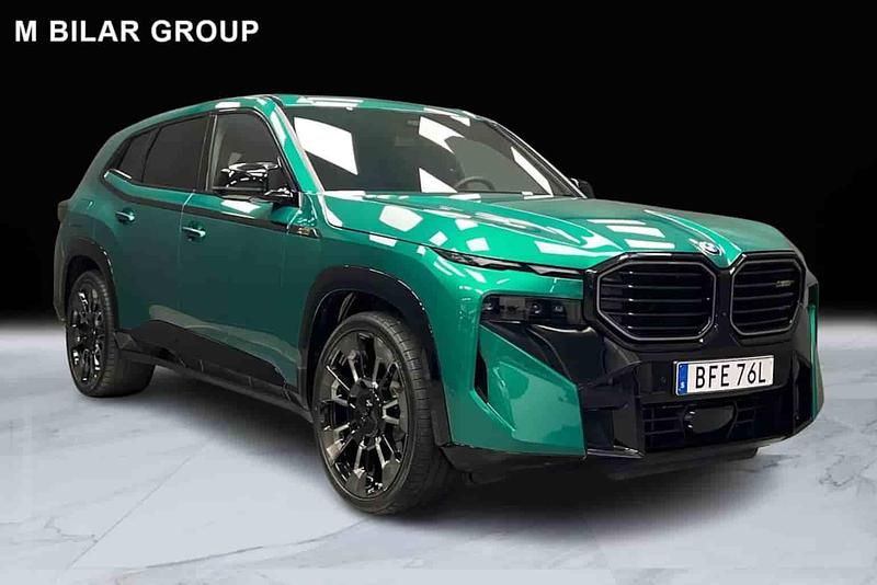 Grön Begagnad 2025 BMW XM SUV | 1 699 000 kr - Bild 1/1