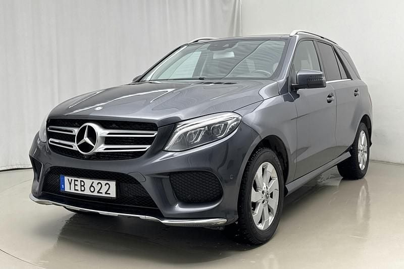 Grå Begagnad 2016 Mercedes GLE350 AMG line | 270 000 kr (Marknadspris) - Bild 1/4