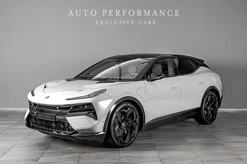 Flerfärgad (kaimu grey) Begagnad 2023 Lotus Eletre SUV | 1 699 900 kr - Bild 1/4