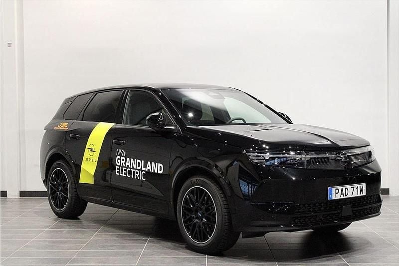 Diamond black Begagnad 2025 Opel Grandland Electric SUV | 539 900 kr - Bild 1/4