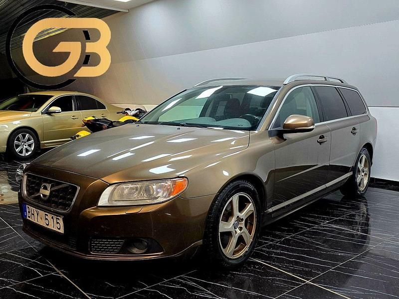 Brun Begagnad 2013 Volvo V70 Summum Kombi | 89 900 kr (Marknadspris) - Bild 1/4