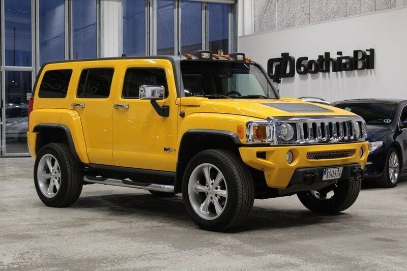 Gul Begagnad 2006 Hummer H3 SUV | 399 900 kr - Bild 1/4