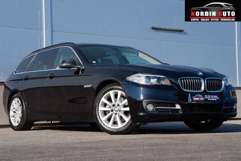 Svart Begagnad 2016 BMW 520 Kombi | 149 900 kr (Lite dyr) - Bild 1/4
