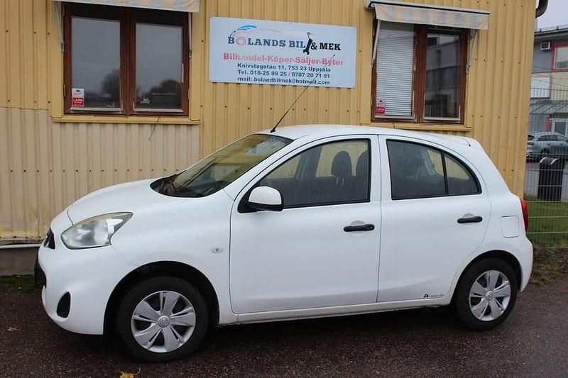 Vit Begagnad 2013 Nissan Micra Halvkombi | 34 500 kr (Bra pris) - Bild 1/4