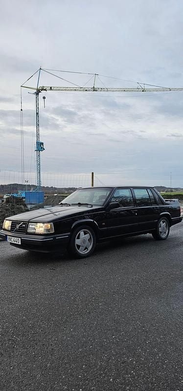 Begagnad 1990 Volvo 740 Sedan | 100 000 kr - Bild 1/4