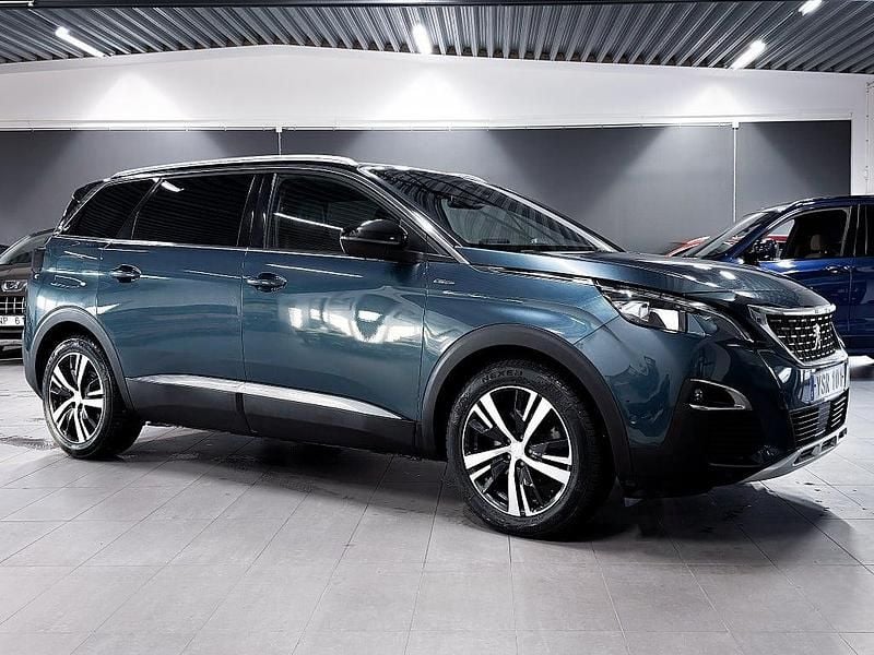 Okänd Begagnad 2017 Peugeot 5008 GT-line SUV | 129 900 kr - Bild 1/3