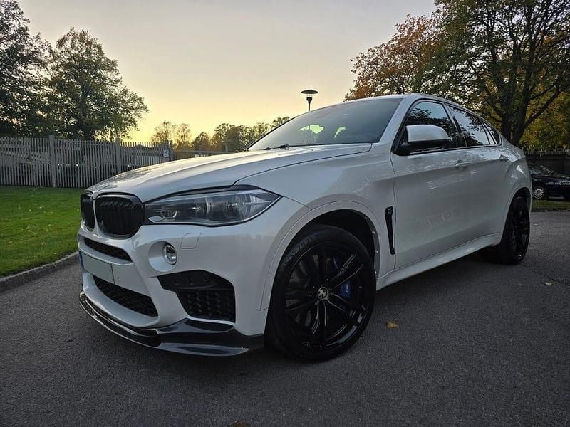 Pärlvit Begagnad 2015 BMW X6 SUV | 429 000 kr (Marknadspris) - Bild 1/4