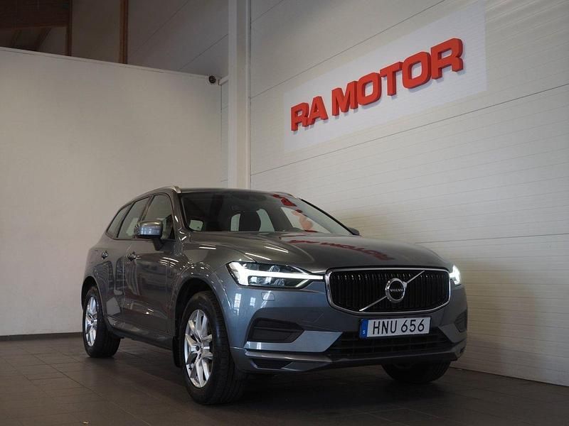 Grå Begagnad 2018 Volvo XC60 Momentum SUV | 269 900 kr (Bra pris) - Bild 1/3
