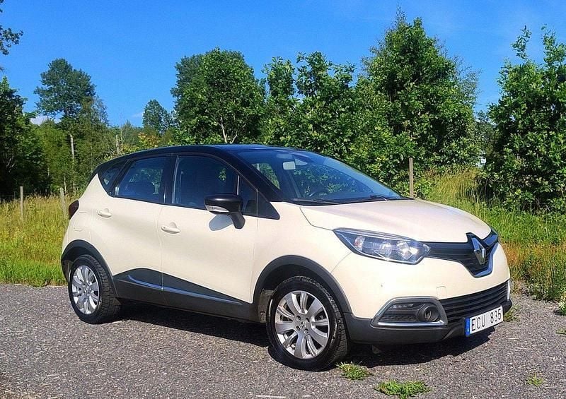 Begagnad 2014 Renault Captur SUV | 52 000 kr (Marknadspris) - Bild 1/4