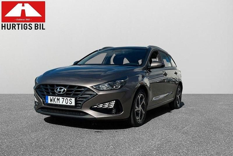 Brun Begagnad 2020 Hyundai i30 Essential Kombi | 169 900 kr (Marknadspris) - Bild 1/4