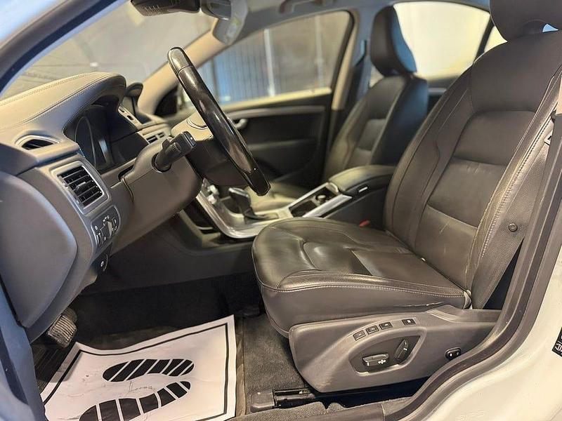 Begagnad Volvo S80 Standard 181 HK (133 kW) 2015 Vit Sedan