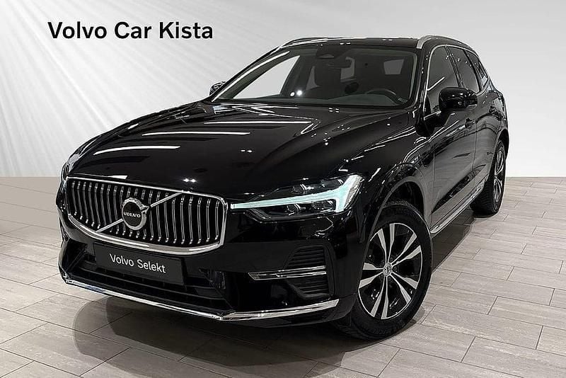 Svart Begagnad 2022 Volvo XC60 Core SUV | 449 900 kr (Bra pris) - Bild 1/3