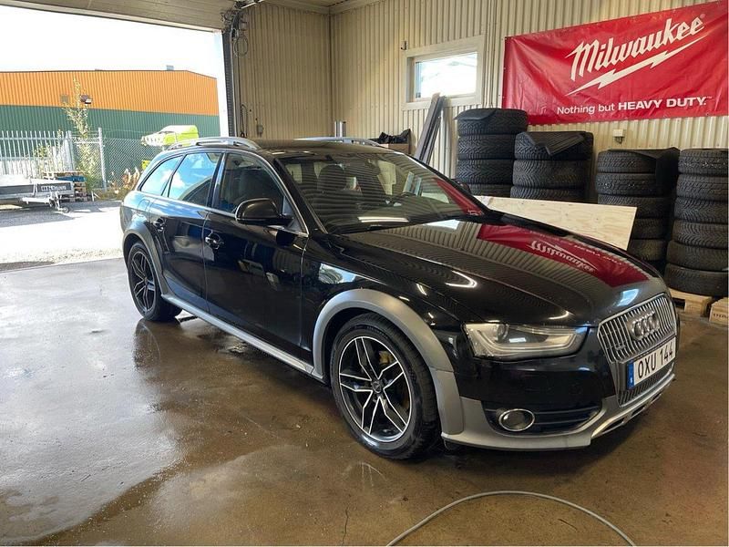 Svart Begagnad 2015 Audi A4 Allroad Kombi | 125 000 kr (Dyr) - Bild 1/4