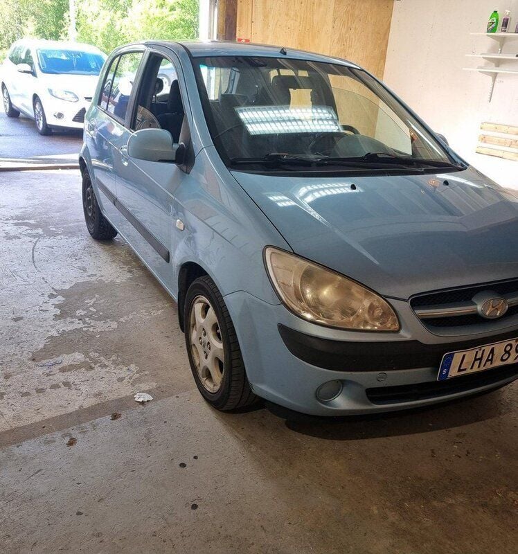 Blå Begagnad 2007 Hyundai Getz Halvkombi | 8 000 kr (Bra pris) - Bild 1/4