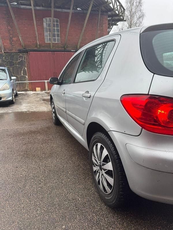Begagnad Peugeot 307 109 HK (80 kW) 2006