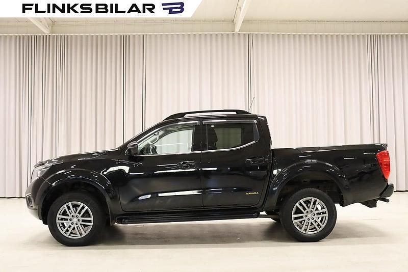 Begagnad Nissan Navara 360º 190 HK (139 kW) 2019 Svart (svart metallic) Pickup