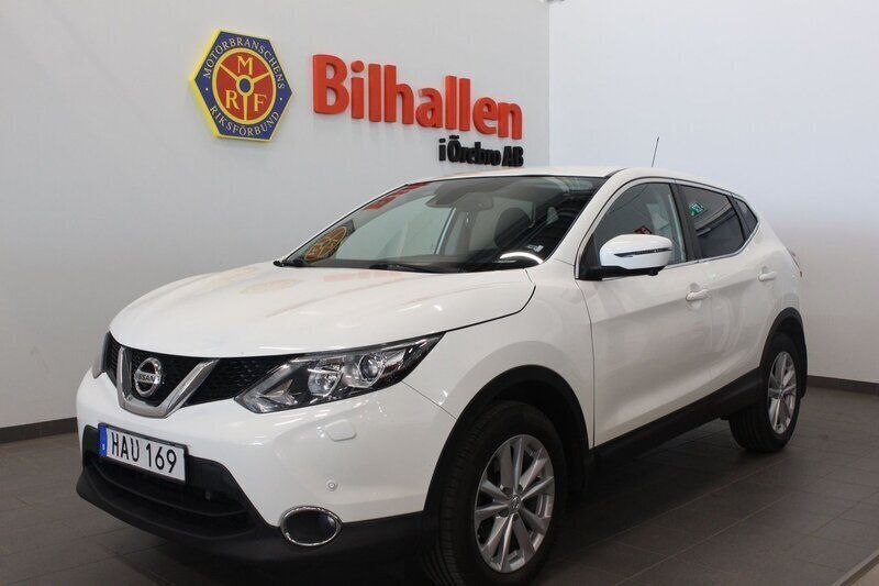 Vit Begagnad 2016 Nissan Qashqai 360º SUV | 94 900 kr (Bra pris) - Bild 1/4
