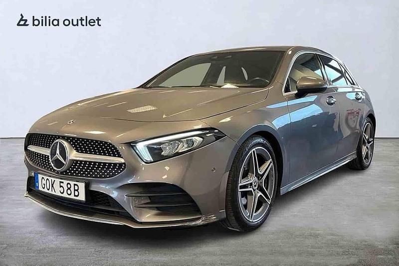 Grå Begagnad 2020 Mercedes A200 Halvkombi | 229 900 kr (Marknadspris) - Bild 1/1