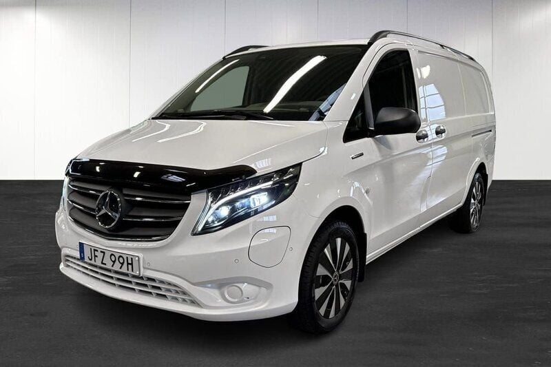 Vit Begagnad 2023 Mercedes e-Vito Minibuss | 349 000 kr - Bild 1/4