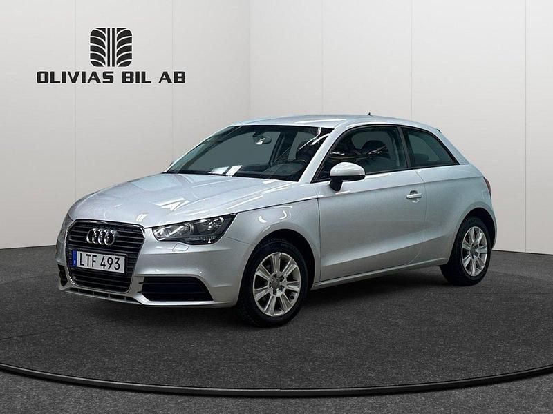 Silver Begagnad 2012 Audi A1 Halvkombi | 74 400 kr (Marknadspris) - Bild 1/4