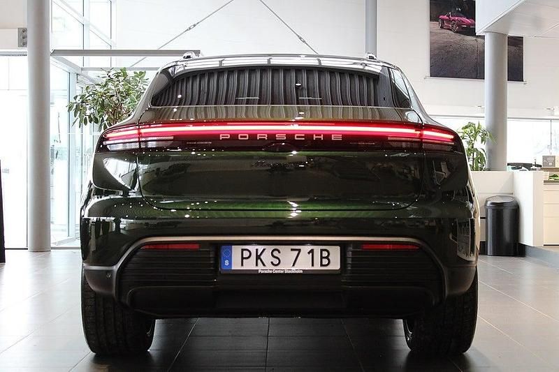 Ny Porsche Macan 330 kW (449 HK) 2025 Mörkgrön SUV