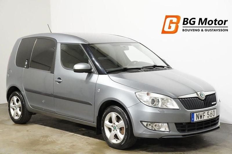 Grå Begagnad 2012 Skoda Roomster GreenLine Minibuss | 54 900 kr (Lite dyr) - Bild 1/3