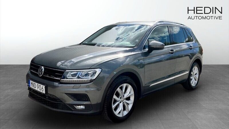 Silver Begagnad 2018 VW Tiguan SUV | 210 000 kr (Bra pris) - Bild 1/4