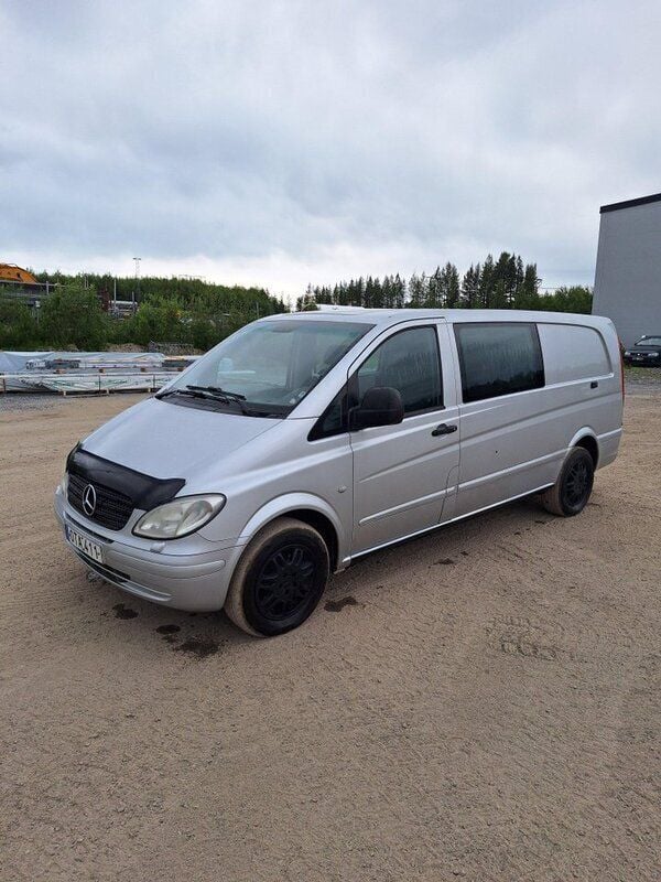 Silver Begagnad 2008 Mercedes Vito Minibuss | 69 000 kr (Dyr) - Bild 1/4