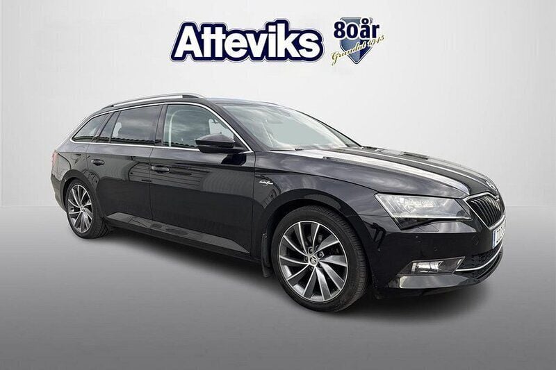 Svart Begagnad 2017 Skoda Superb LAURIN & KLEMENT Kombi | 259 900 kr (Lite dyr) - Bild 1/4