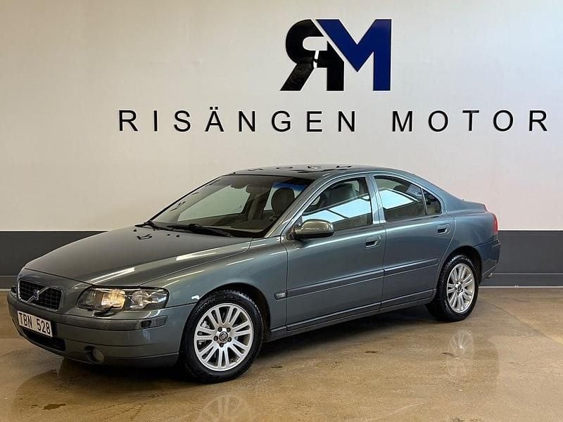 Begagnad Volvo S60 Business Edition 200 HK (147 kW) 2001 Grön Sedan