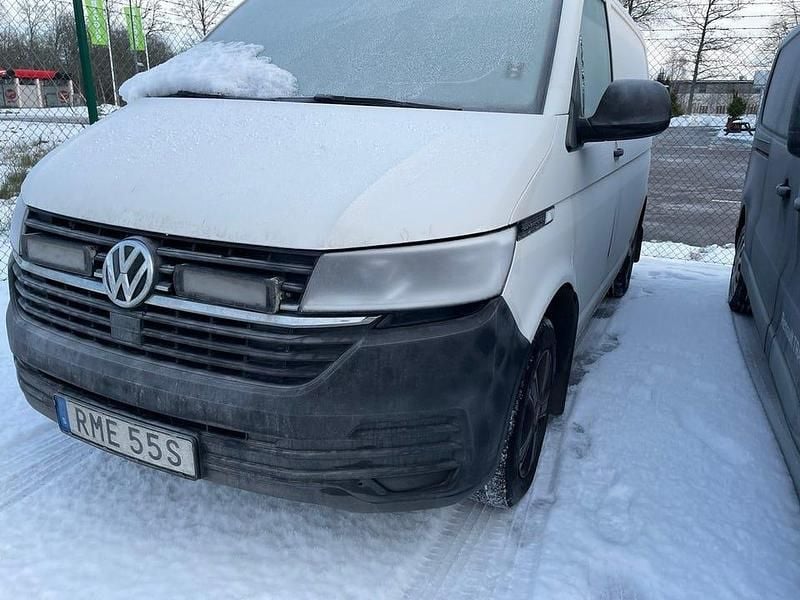 Vit Begagnad 2023 VW T6.1 Van | 339 000 kr (Bra pris) - Bild 1/2