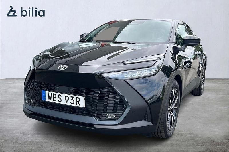 Svart Begagnad 2024 Toyota C-HR Style SUV | 349 900 kr (Bra pris) - Bild 1/3