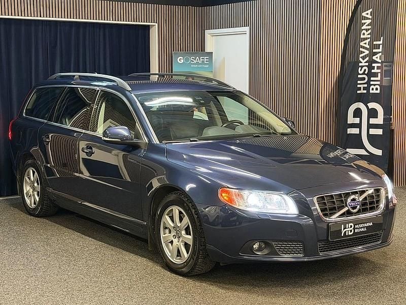 Blå Begagnad 2012 Volvo V70 Momentum Kombi | 129 900 kr (Lite dyr) - Bild 1/4